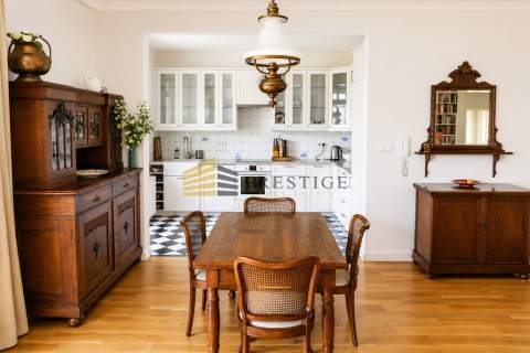 Apartament 5 pokoi w Miasteczku Wilanów