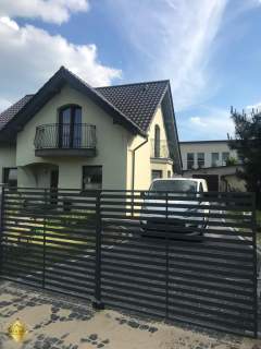 Dom na sprzedaż