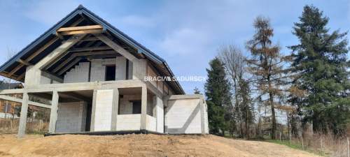 Dom z garażem i pięknym widokiem Głogoczów