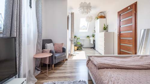 Duża działka 12 ar, dom wolmostojący , garaż