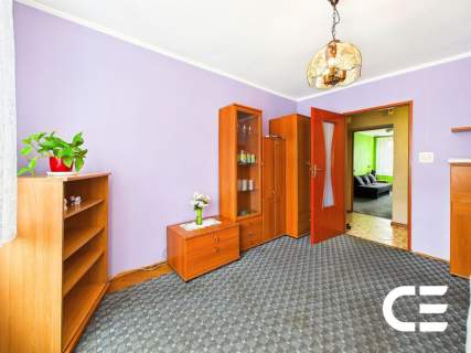 3 pokojowe w centrum 1 piętro balkon piwnica