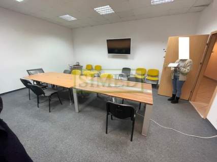 Pokój33,25 m 2 ,ochrona, monitoring, dostęp24h
