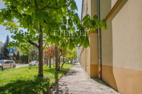 Kawalerka po remoncie, ul. Mogilska 71 - Cystersów