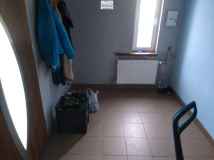 Dom i garaż , pomiędzy Busko-Zdrój a Stopnica , sprzedam . tel...