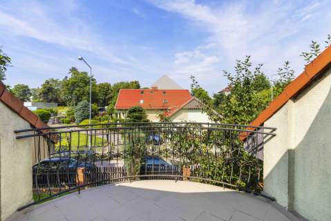 Trzebnica Dom wolnostojący Ogród 1000 m2