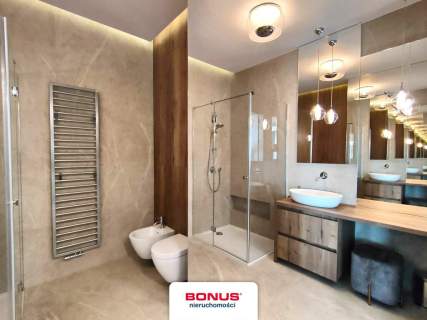 Luksusowy apartament z widokiem, Hanza Tower