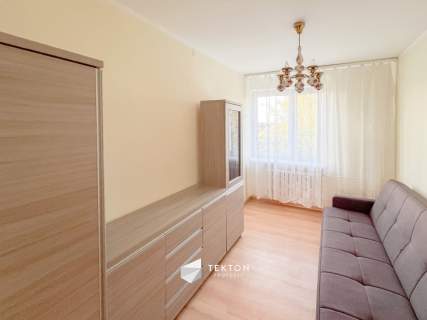 42,3 m 2 pokoje Balkon Blisko SKM