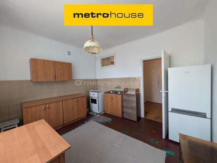 Mieszkanie 38 m kw. na 3 piętrze w centrum.
