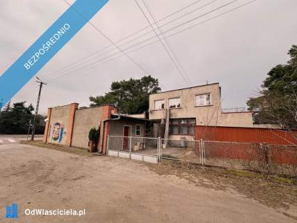 Dom budynek usługowy przy ul. Łódzkiej 257 m Toruń Czer