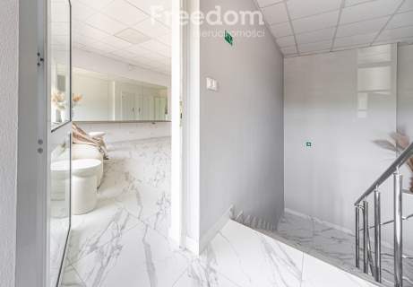 Stanowisko fryzjerskie w salonie beauty