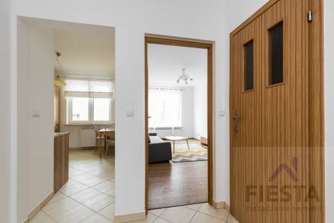 Ursynów ul. Alternatywy 6 72m2 garaż komórka