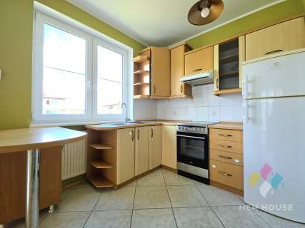 2-pokojowe 48 m, Hallera, parter z dużym balkonem
