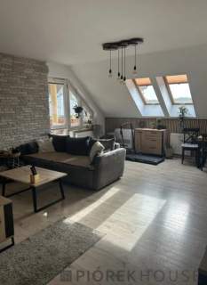 4-pokojowe mieszkanie w Markach