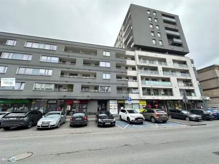 2 pokoje w Apartamentowcu w Centrum z wyposażeniem