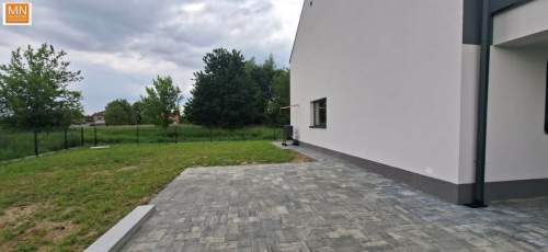https //www.malopolskienieruchomosci.com.pl/