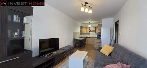 Koszarowa 17 blok, piwnica, balkon