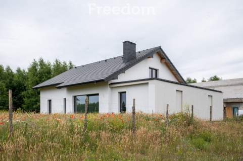 Dom jednorodzinny, wolnostojący Zdziechów 145m2