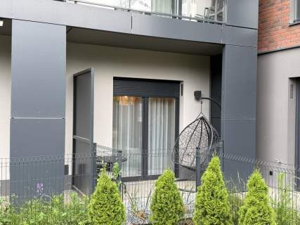 Studio z ogródkiem w Centrum Garaż Madalińskiego