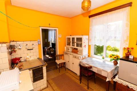 Przytulny dom 40m2 działka 396m2 - Goździelin
