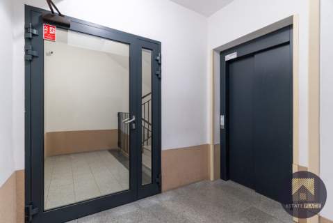Wyjątkowy narożny apartament 13 piętro Wola