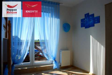 Dwupoziomowy apartament nad morzem z basenem