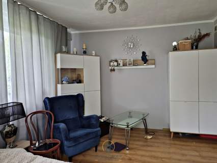 Na sprzedaż 64 arowa działka z domem.