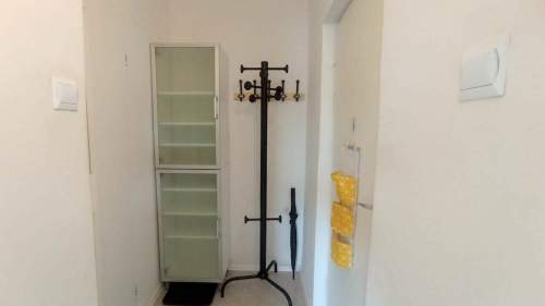Duża kawalerka z balkonem, ul. Różana 27, Czuby