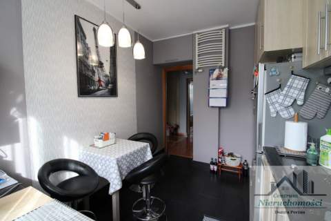 Mieszkanie 52m2, 1 p. os. Kolorowe, Dzierżoniów
