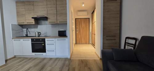 Wynajmę kawalerkę w apartamentowcu Targowa