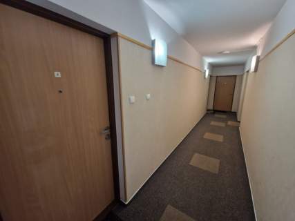 Cena z miejscem 2008r Super lokalizacja Parter z windą