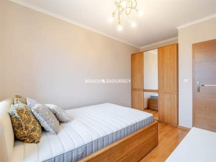 Nowoczesny apartamentowiec w centrum miasta
