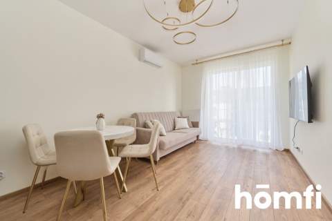Nowoczesne dwa pokoje, balkon, pierwszy najem