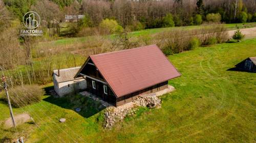 Urokliwa działka o powierzchni 3650 m z domem