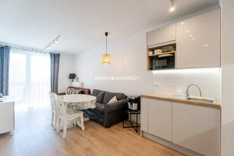 Super lokalizacja uczelnie 2 pokoje balkon tramwaj