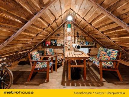 Nieruchomość komercyjna na sprzedaż, 307,04 m2, Lipa