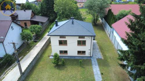 Dom wyremontowany w 2022 roku, gotowy do wykończeń
