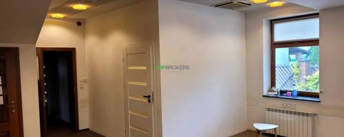 Przestronny lokal, klima, niezależne ogrzewanie