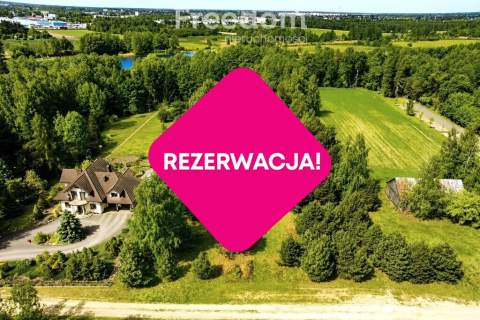 Prywatny teren przy stawach 7849 m Biała