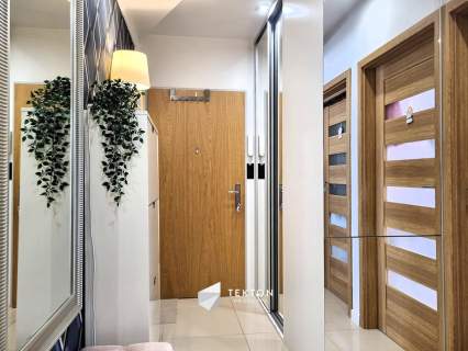 Dwa tarasy 12m2 i 13m2, prywatny parking