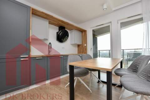 Apartament na 8-piętrze CAPITAL TOWERS