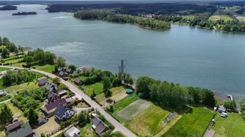 Przy samym jeziorze Serwy Domy 280 m2 i 180 m2