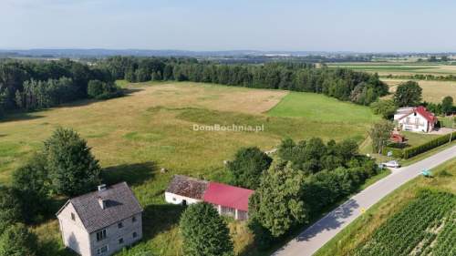 Borek Rzezawa działka 77ar przy drodze media