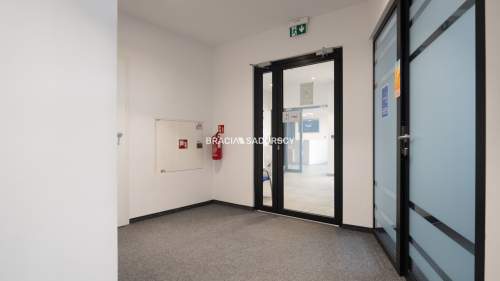 Lokal biurowo-magazynowy, 299m2, winda, dwa piętra