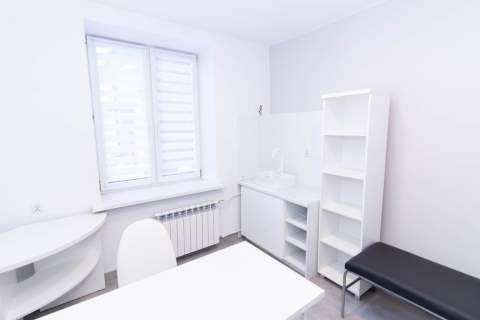 Lokal pod gabinet lekarski 16m2 Ostrowiec Św.