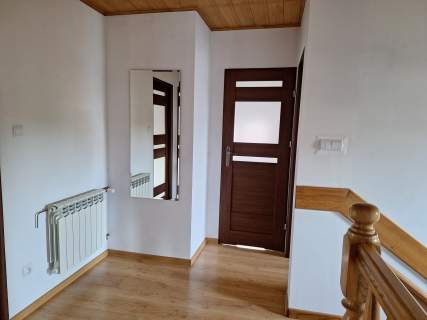 Wyjątkowy dom jednorodzinny na sprzedaż w spokojnej okolicy