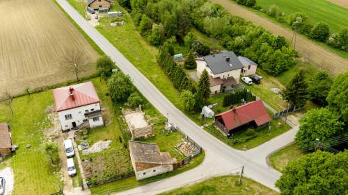 Na sprzedaż niewielka działka w Sieciechowicach