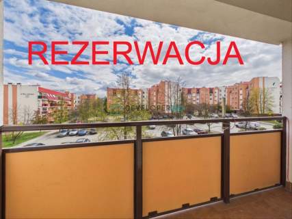 2 pokoje w bloku z cegły Do remontu 