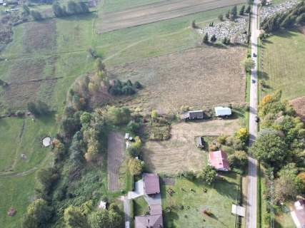 Działki inwestycyjne z budynkiem mieszkalnym