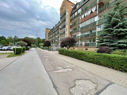 Atrakcyjne 2pok z balkonem i miejscem garażowym