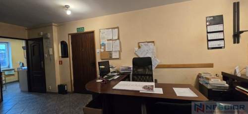 Sprzedam dwupoziomowe mieszkanie 80m2-Centrum